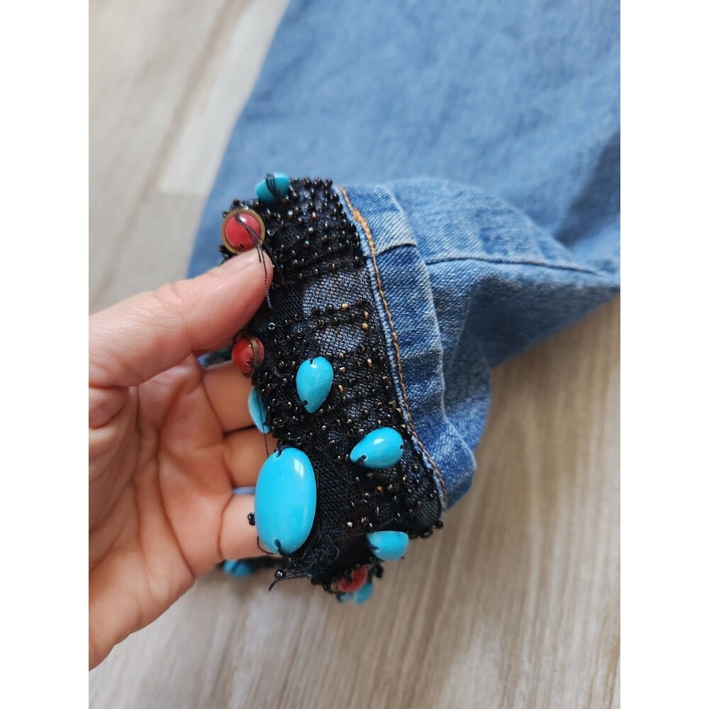 V Cristina High Rise Med Wash Beaded Capri Jeans Boho Petite Womens P12 GUC - Picture 11 of 11
